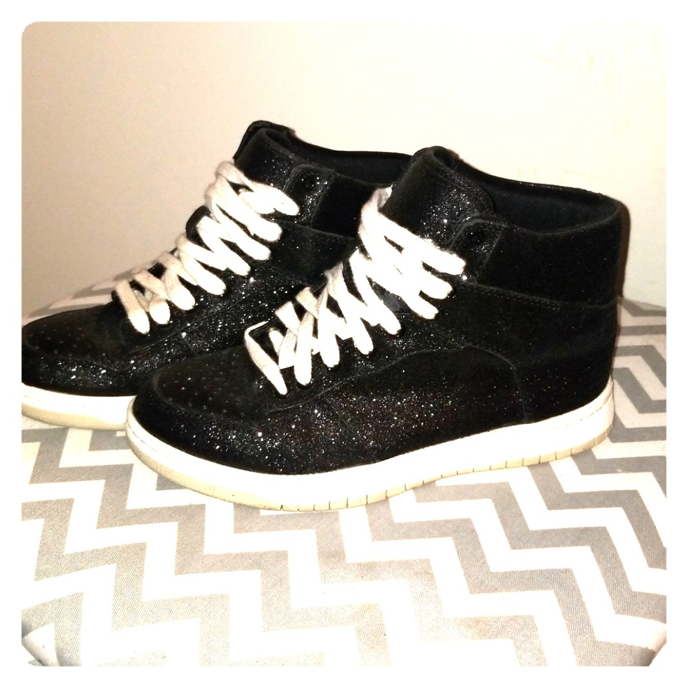 Steve Madden Shuffle sparkly high tops🖤